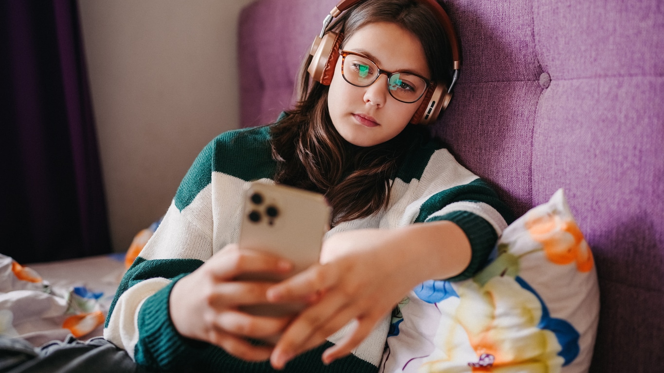 Headphones and Your Child’s Hearing: Tips to Keep Their Ears Safe