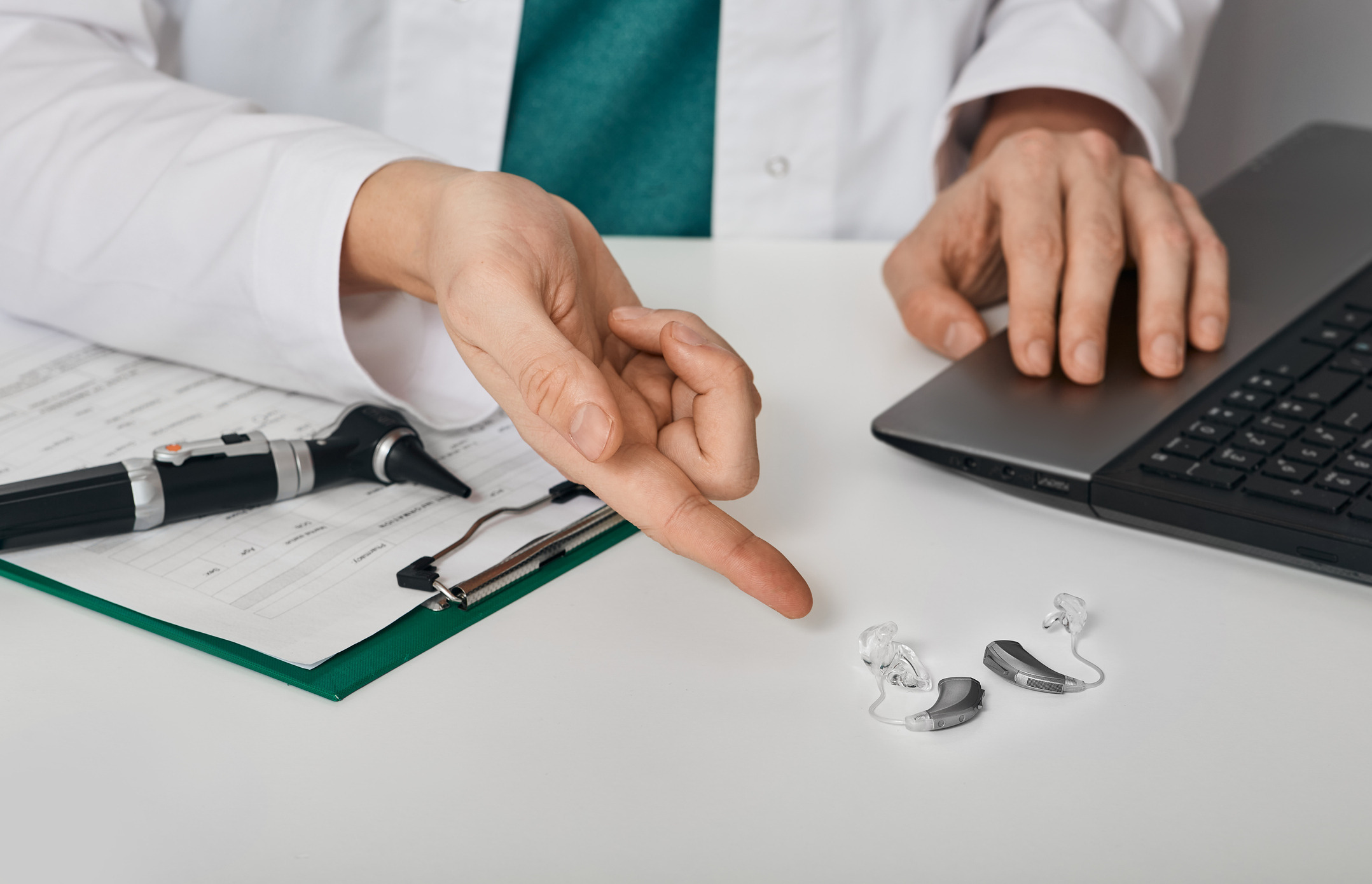 New Year’s Resolutions to Make for Your Hearing Health
